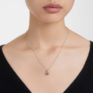 Birthstone pendant Square cut, January, Red, Rhodium plated