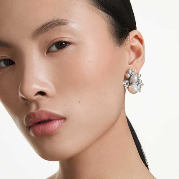Constella earrings Crystal pearl, Round cut, White, Rhodium plated - Image 8