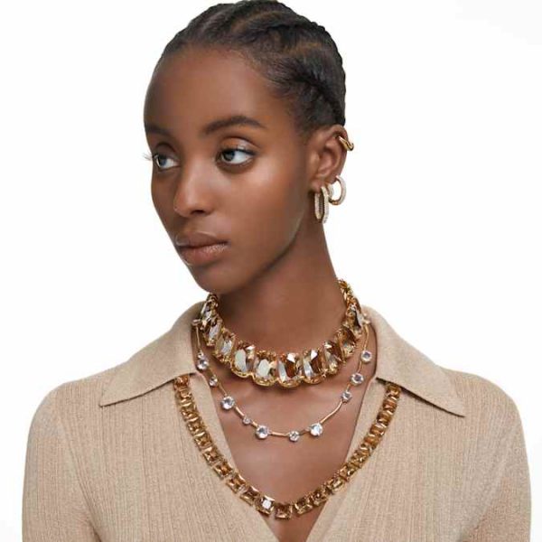Dextera hoop earrings Medium, White, Gold-tone plated - Image 4