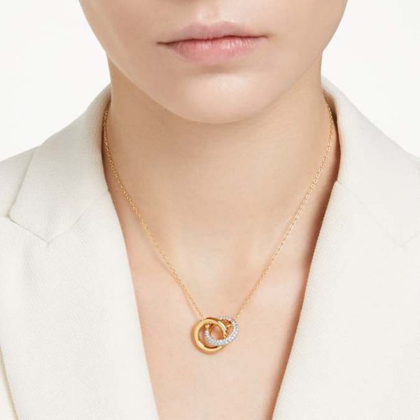 Dextera pendant Interlocking loop, White, Gold-tone plated