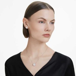Eternity halo solitaire pendant Lab-grown diamonds 2 ct tw, Round shape, 14K white gold