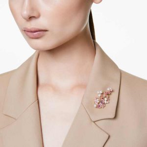 Gema brooch Crystal pearl, Mixed cuts, Flower, Pink, Gold-tone plated