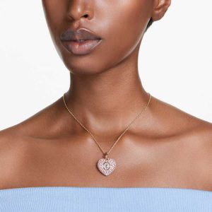 Idyllia pendant Octagon cut, Crystal pearl, Heart, Pink, Gold-tone plated