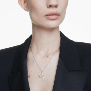 Insigne pendant Round cut, Star, White, Rhodium plated