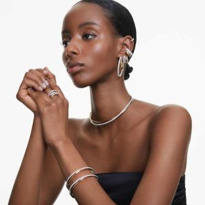Matrix hoop earrings Round cut, White, Rhodium plated