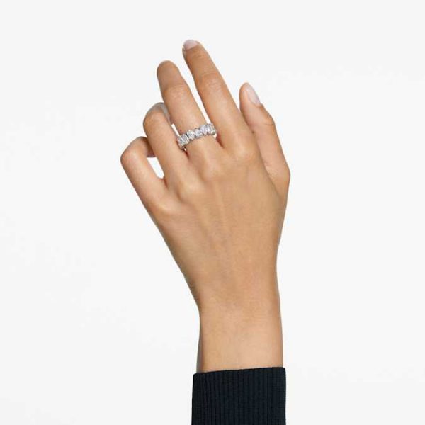 Matrix Vittore ring Pear cut, White, Silver-tone finish - Image 6