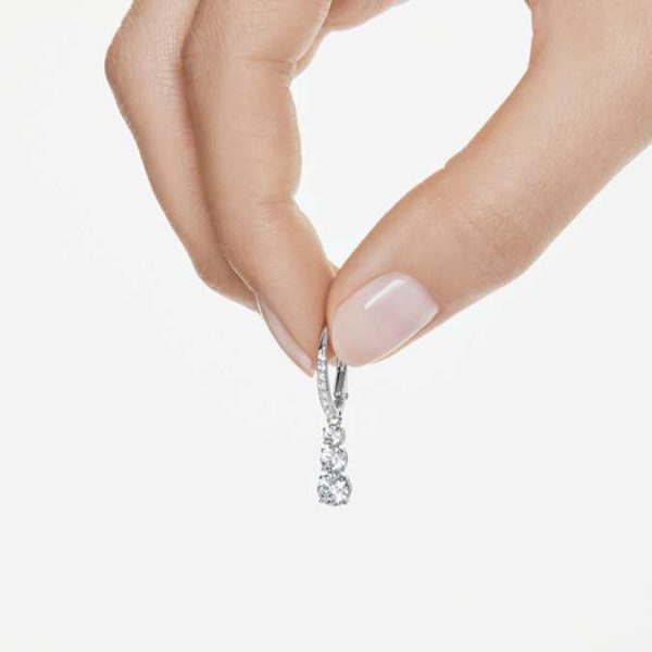 Stilla Attract hoop earrings Round cut, White, Rhodium plated - Image 7