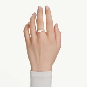 Stilla Attract ring Round cut, White, Gold-tone plated