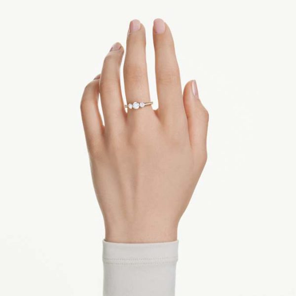 Stilla Attract ring Round cut, White, Gold-tone plated