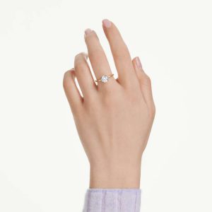 Stilla cocktail ring Round cut, White, Gold-tone plated